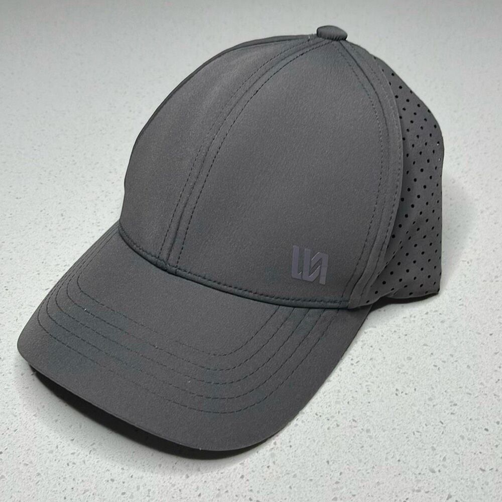VRST Performance Hat Cap Golf Tennis Pool One Size